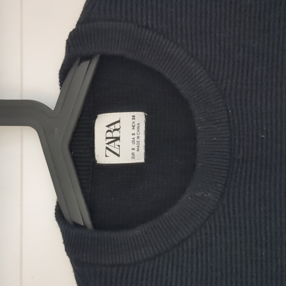 Zara Top - Picture 2 of 3